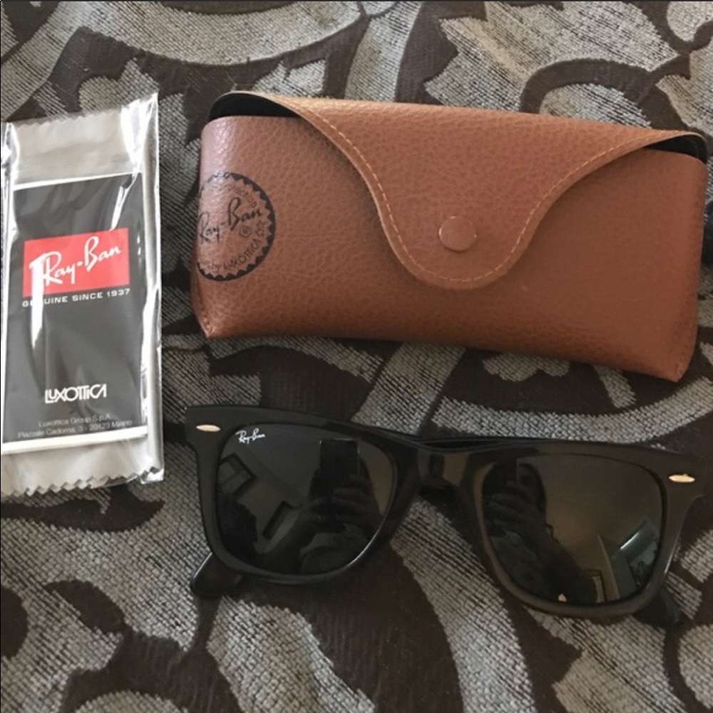 Brand new Ray Ban Wayfair sunglasses never worn